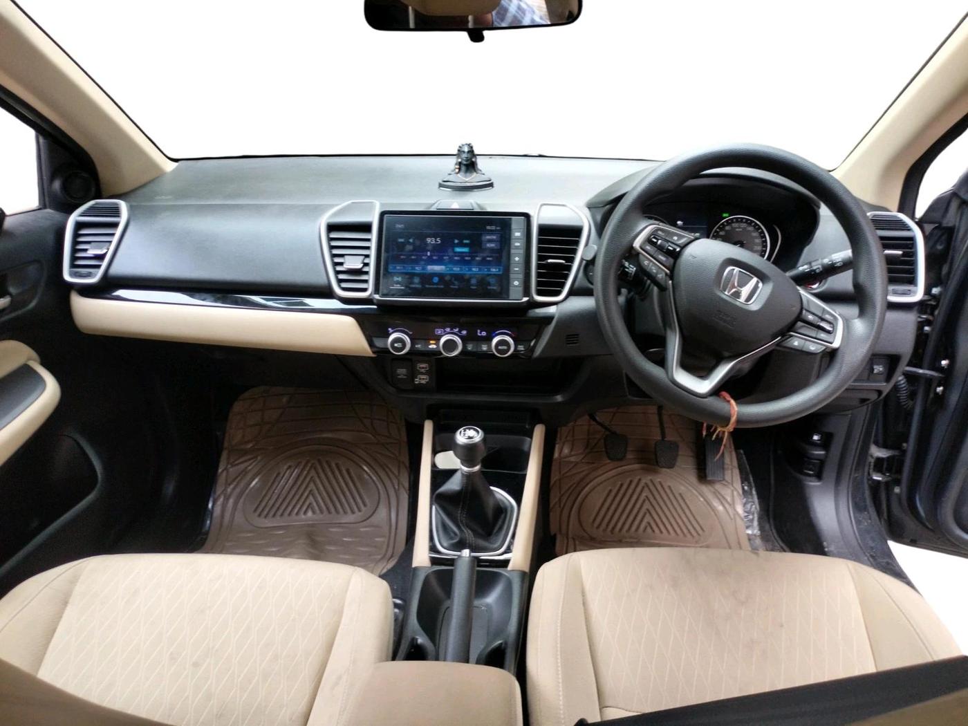 2025 Honda City 1.5L I-VTEC VX, Petrol, Manual, 12,567 km, interior