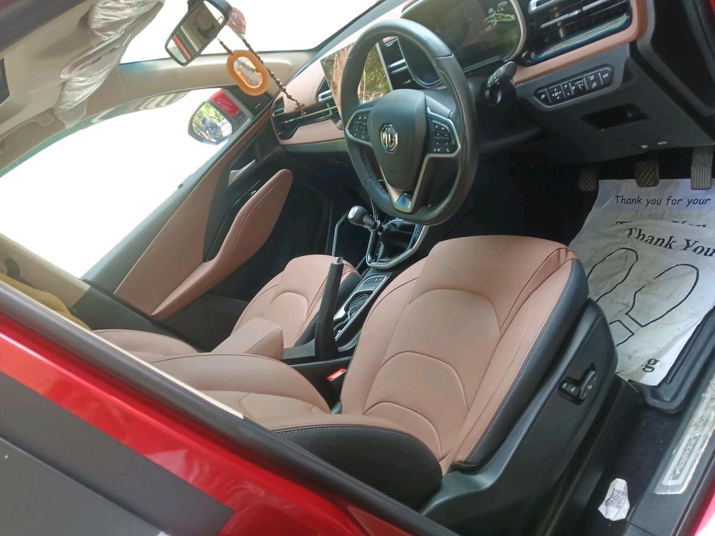 2024 MG HECTOR PLUS SHARP PRO 1.5 TURBO MT 6 STR, Petrol, Manual, 17,118 km, interior