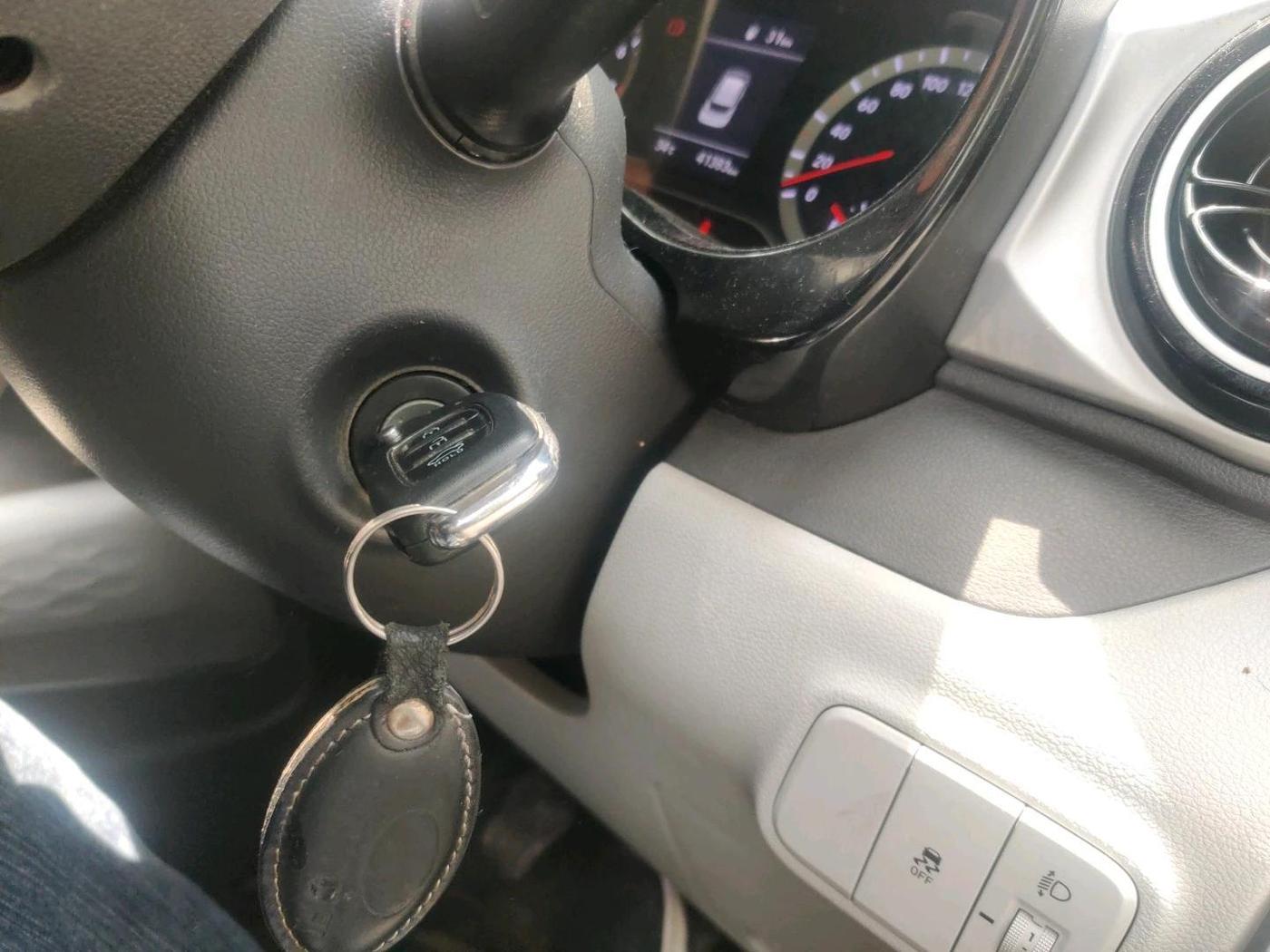 2023 Hyundai GRAND I10 NIOS SPORTZ 1.2 KAPPA VTVT, Petrol, Manual, 41,383 km, interior
