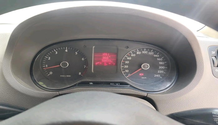 2011 Volkswagen Vento TRENDLINE 1.6, Petrol, Manual, 98,833 km, interior