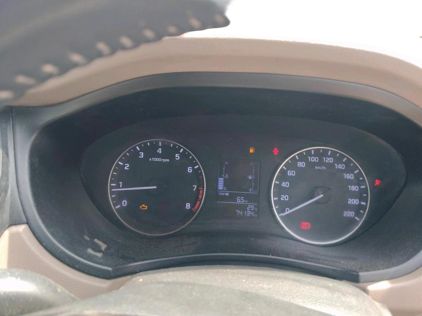 2016 Hyundai Elite i20 MAGNA 1.2, CNG, Manual, 74,134 km, interior
