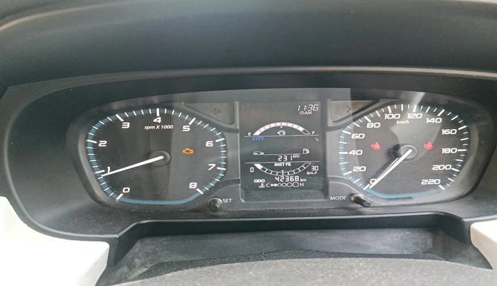 2023 Tata PUNCH PURE MT, CNG, Manual, 42,368 km, interior