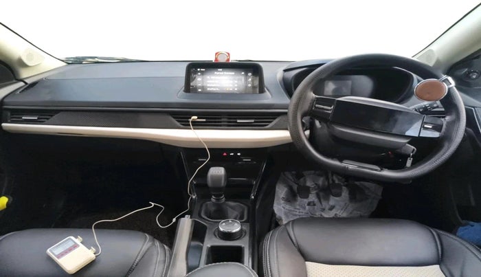 2023 Tata NEXON PURE SUNROOF 1.2 PETROL, Petrol, Manual, 5,402 km, interior