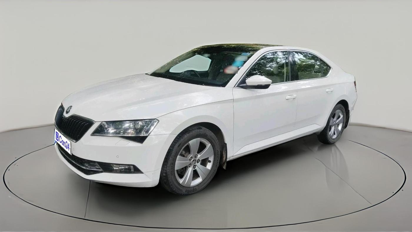 2019 Skoda Superb STYLE 1.8 TSI AT, Petrol, Automatic, 22,530 km, exterior