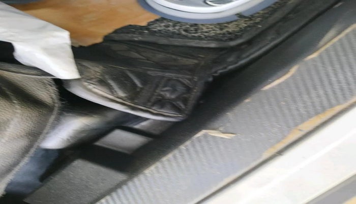 2024 Maruti BREZZA LXI, Petrol, Manual, 22,144 km, interior