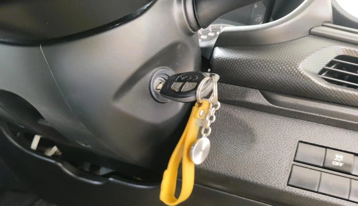 2024 Maruti BREZZA LXI, Petrol, Manual, 22,144 km, interior