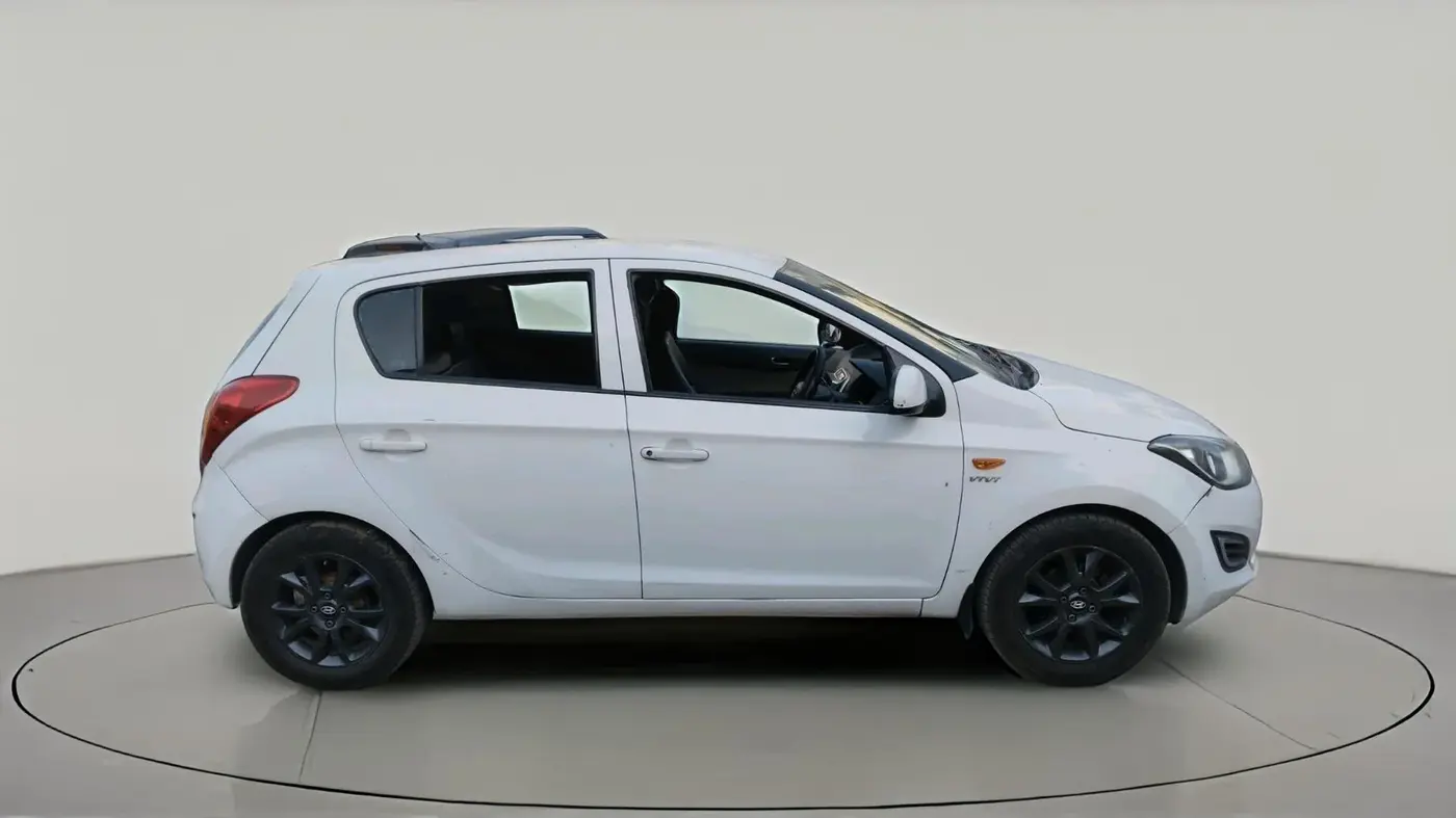 2012 Hyundai i20 MAGNA 1.2, CNG, Manual, 85,694 km, exterior