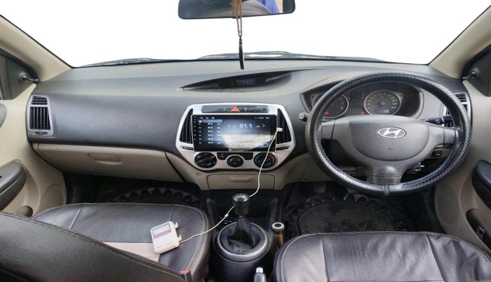 2012 Hyundai i20 MAGNA 1.2, CNG, Manual, 85,694 km, interior