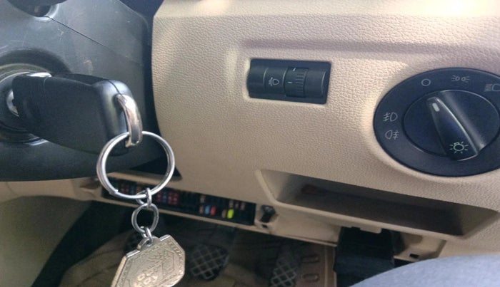 2011 Skoda Fabia ELEGANCE 1.2 MPI, Petrol, Manual, 57,883 km, interior