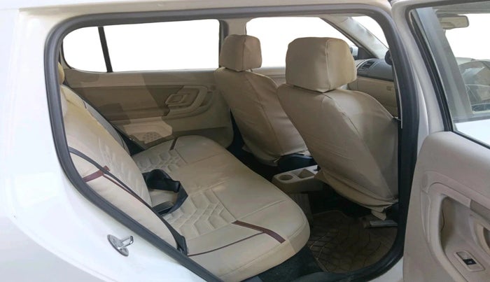 2011 Skoda Fabia ELEGANCE 1.2 MPI, Petrol, Manual, 57,883 km, interior