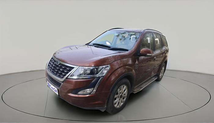 2018 Mahindra XUV500 W9, Diesel, Manual, 53,058 km, exterior