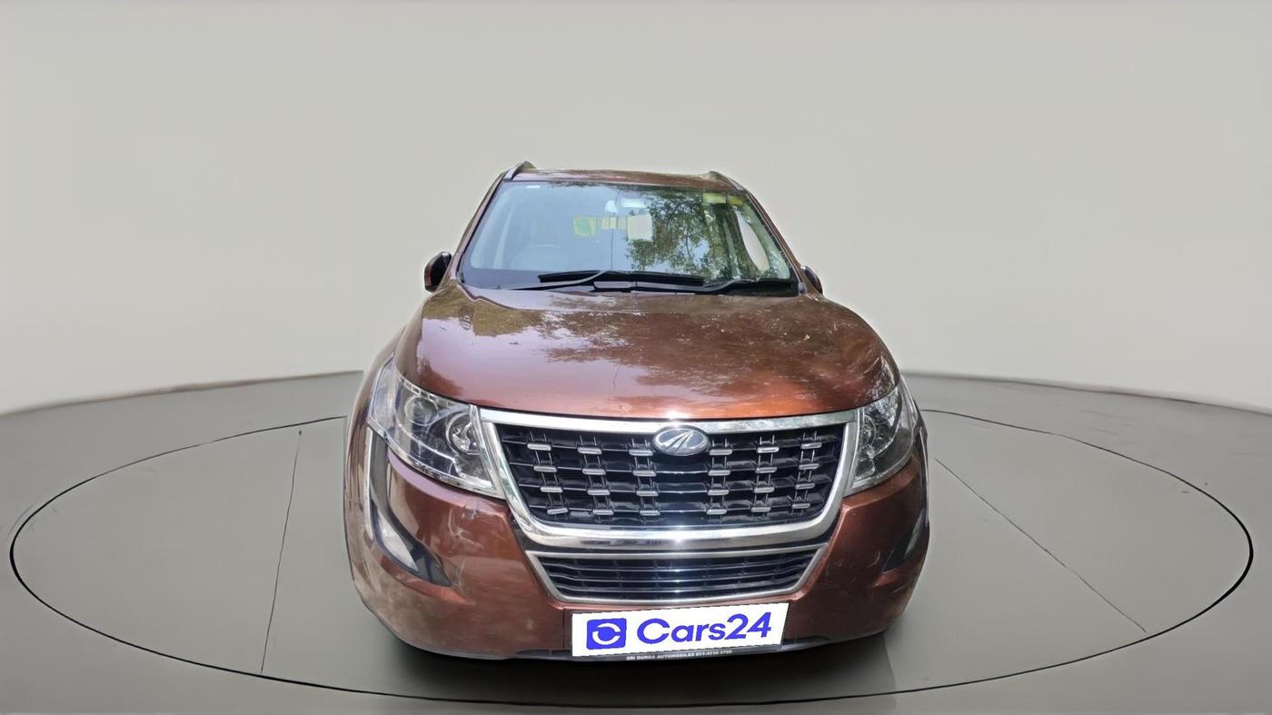 2018 Mahindra XUV500 W9, Diesel, Manual, 53,058 km, exterior