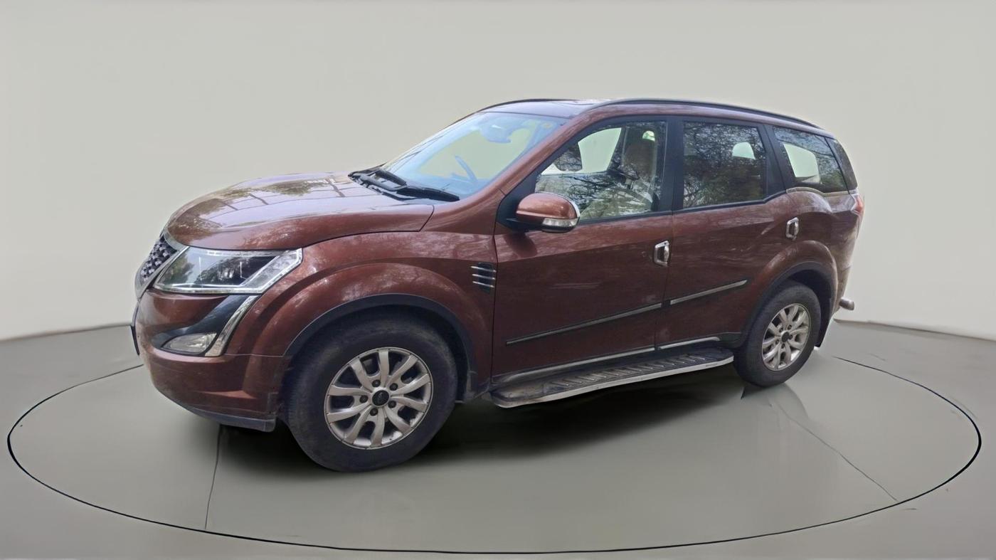 2018 Mahindra XUV500 W9, Diesel, Manual, 53,058 km, exterior