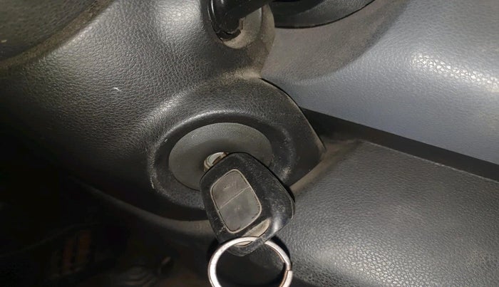 2017 Renault Kwid RXT 0.8, Petrol, Manual, 82,782 km, interior