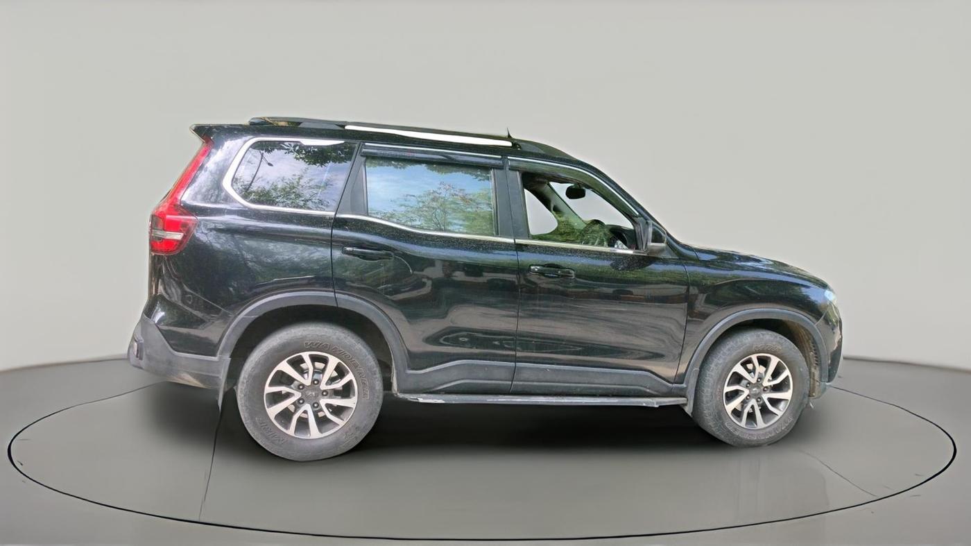 2023 Mahindra SCORPIO-N Z4 DIESEL AT 2WD 7 STR, Diesel, Automatic, 68,169 km, exterior