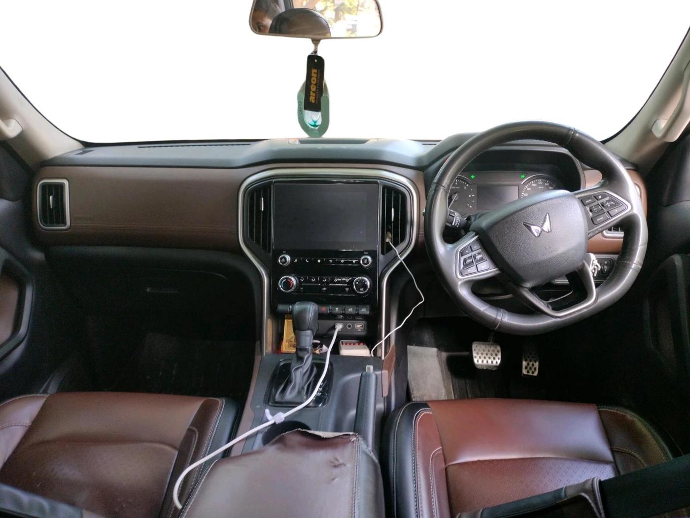 2023 Mahindra SCORPIO-N Z4 DIESEL AT 2WD 7 STR, Diesel, Automatic, 68,169 km, interior