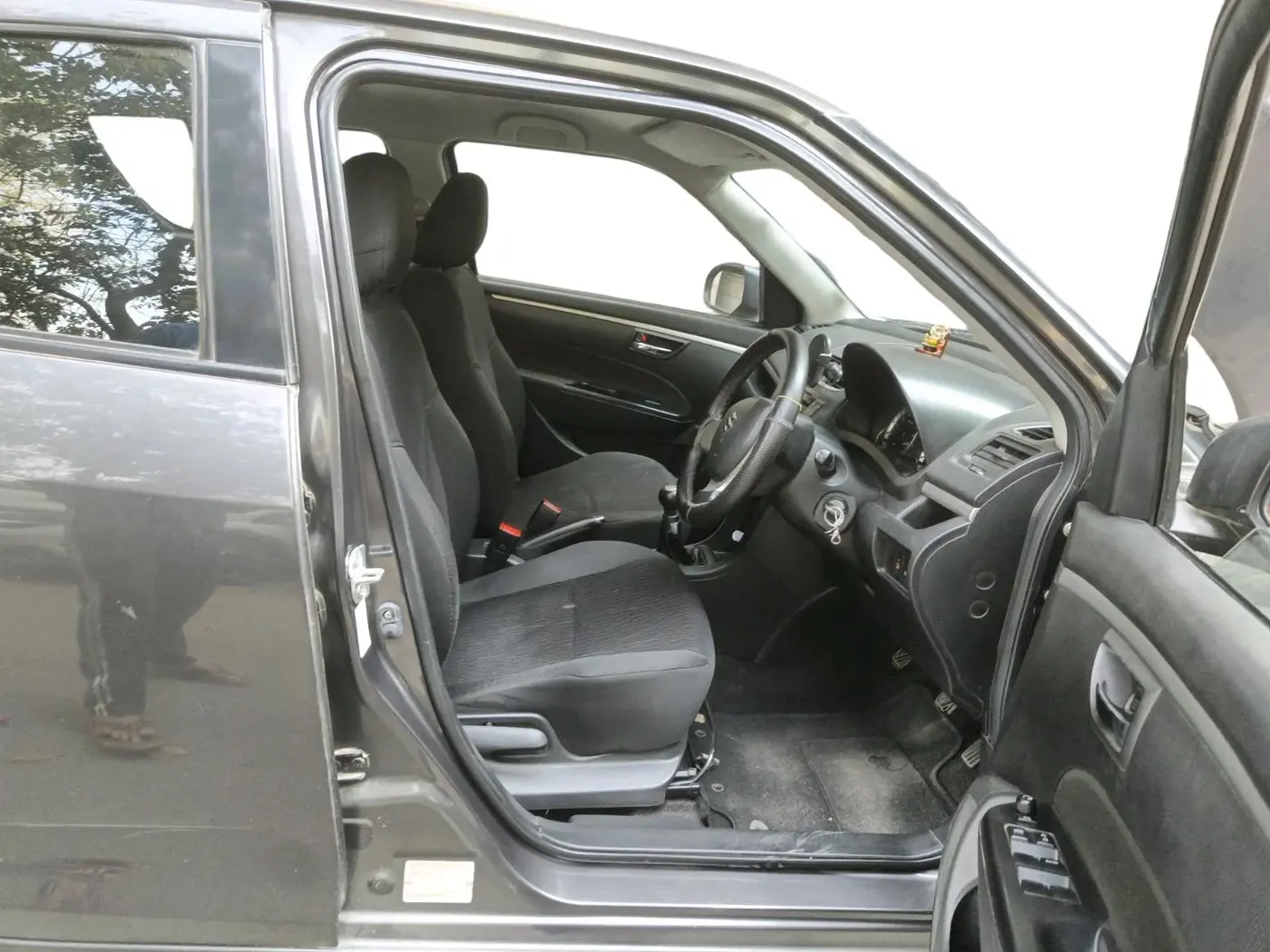 2015 Maruti Swift VXI, Petrol, Manual, 24,263 km, interior