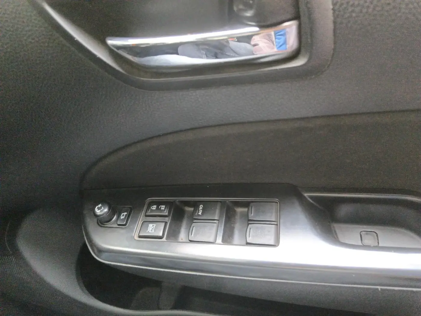 2015 Maruti Swift VXI, Petrol, Manual, 24,263 km, interior