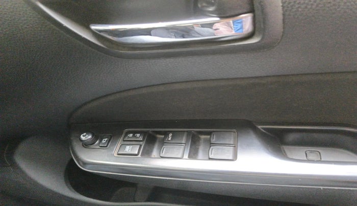 2015 Maruti Swift VXI, Petrol, Manual, 24,263 km, interior