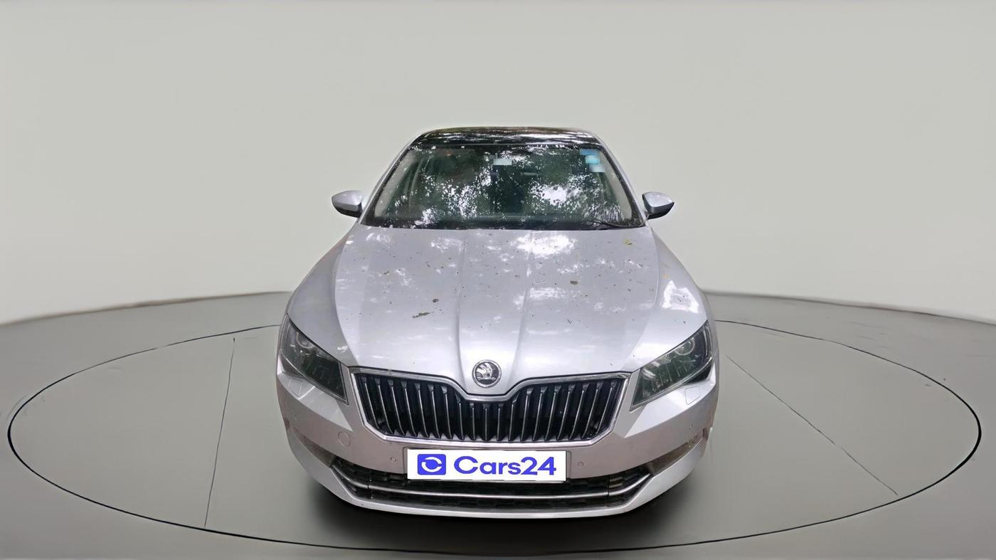 2016 Skoda Superb STYLE 1.8 TSI AT, Petrol, Automatic, 30,339 km, exterior