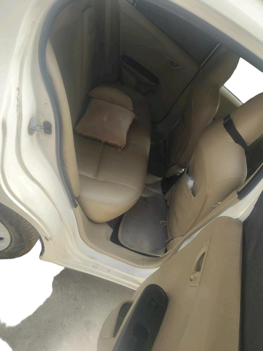 2014 Honda Amaze 1.2L I-VTEC SX, Petrol, Manual, 1,01,298 km, interior