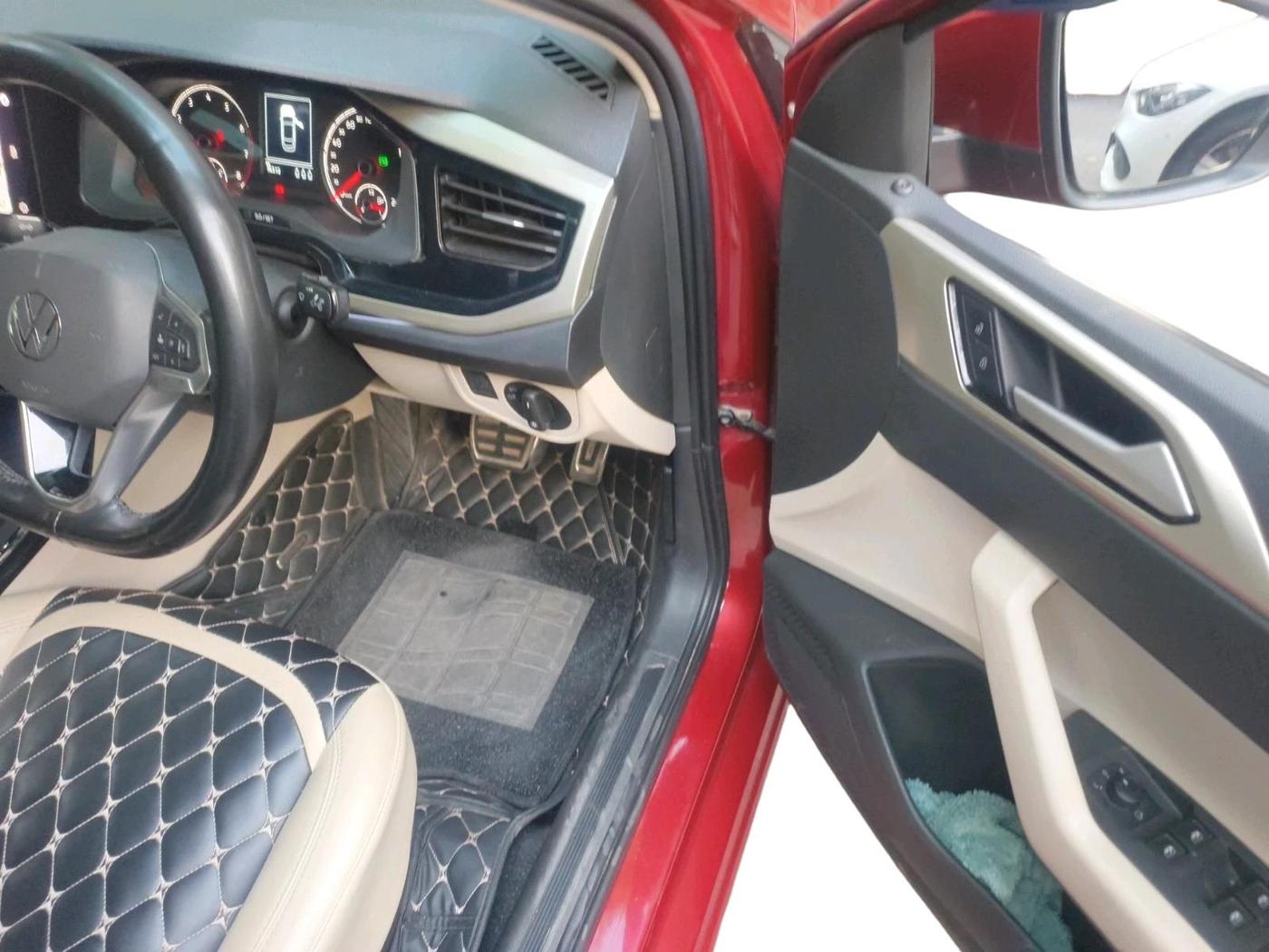 2023 Volkswagen VIRTUS HIGHLINE TSI 1.0 AT, Petrol, Automatic, 16,312 km, interior