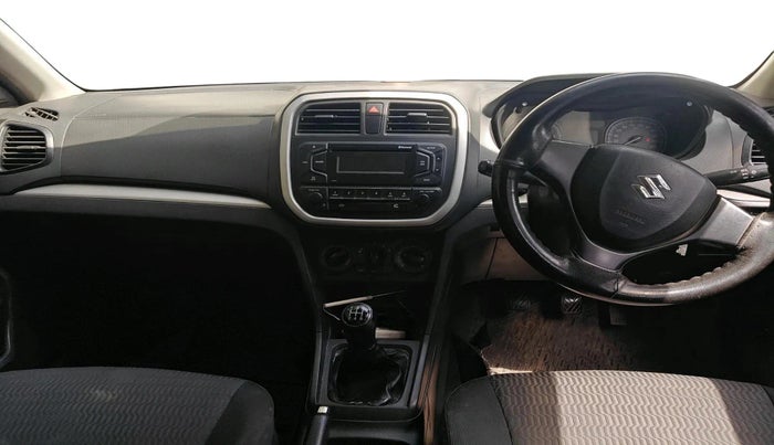 2016 Maruti Vitara Brezza LDI (O), Diesel, Manual, 90,518 km, interior