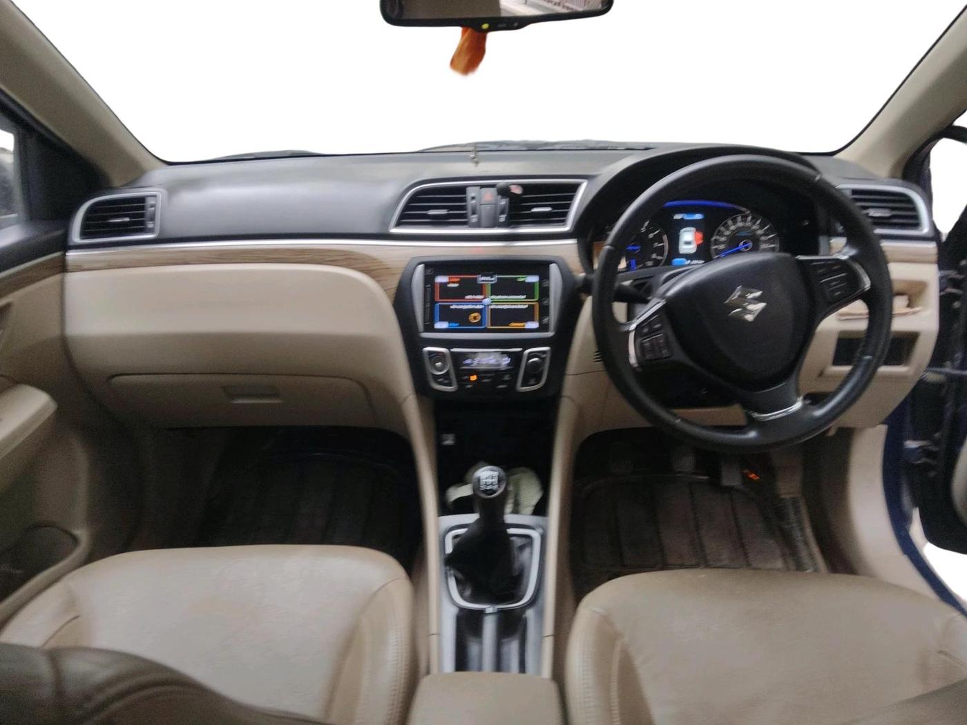 2018 Maruti Ciaz ALPHA 1.5 SHVS PETROL, Petrol, Manual, 39,249 km, interior