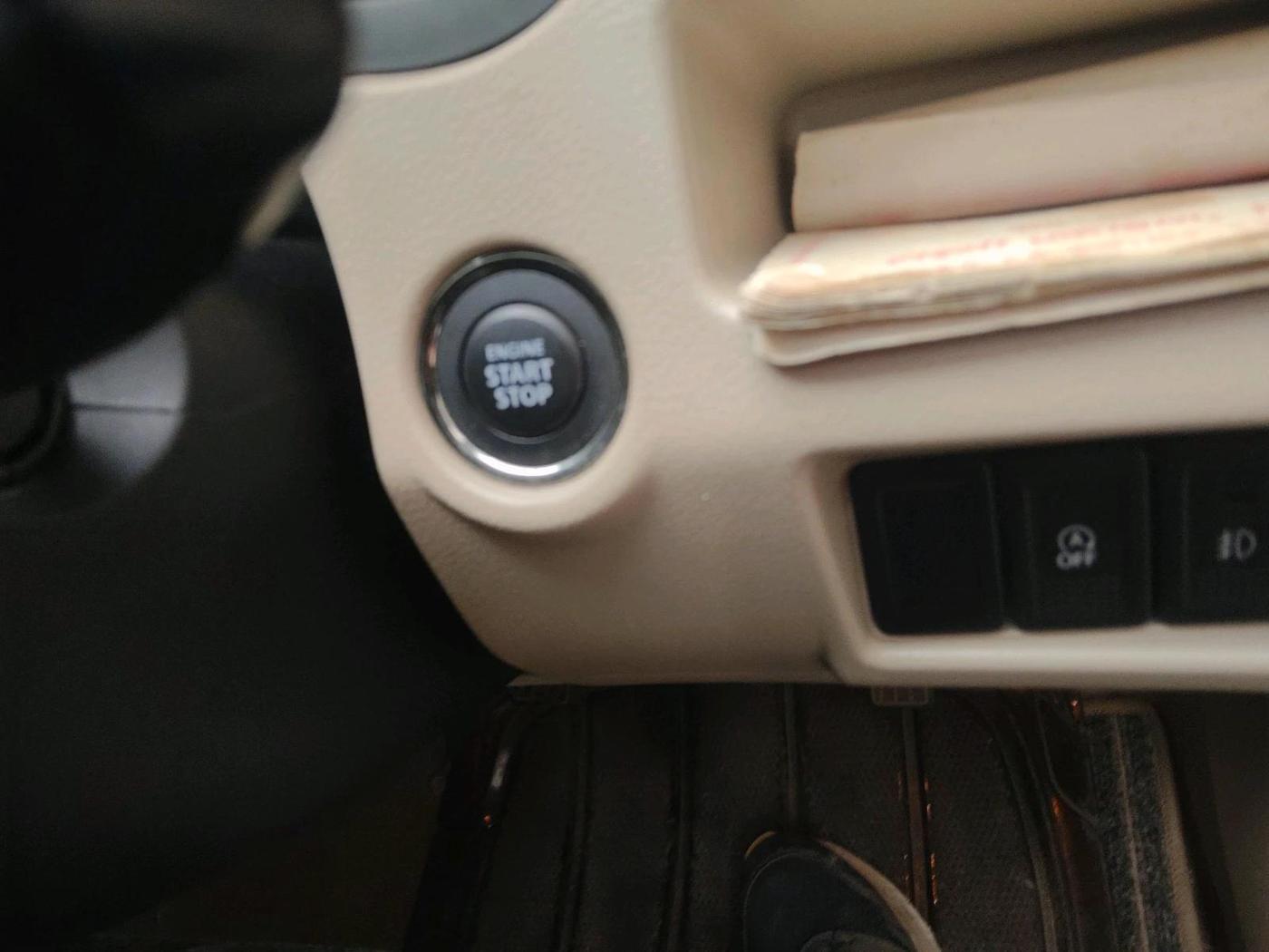 2018 Maruti Ciaz ALPHA 1.5 SHVS PETROL, Petrol, Manual, 39,249 km, interior
