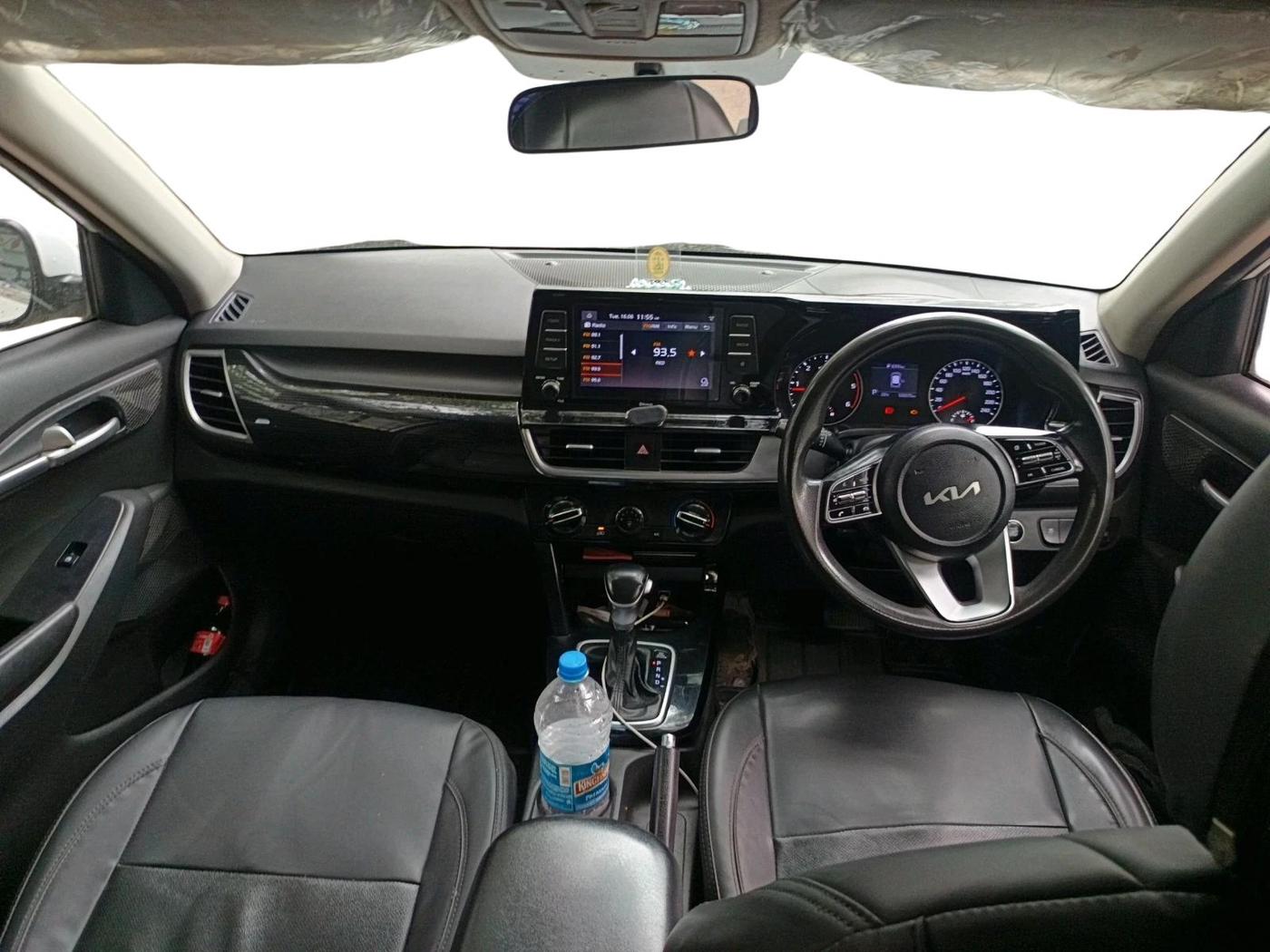 2022 KIA SELTOS HTK PLUS AT 1.5 DIESEL, Diesel, Automatic, 1,28,375 km, interior
