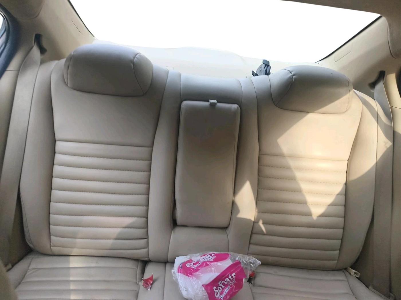 2012 Honda City 1.5L I-VTEC V MT, CNG, Manual, 1,40,594 km, interior
