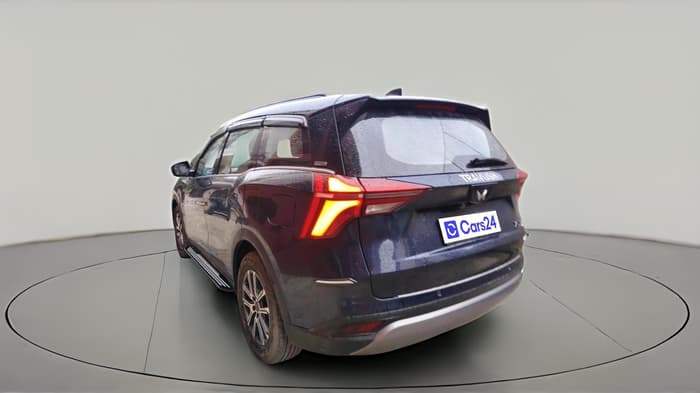 2021 Mahindra XUV700 AX 7 P MT 7 STR, Petrol, Manual, 70,416 km, exterior