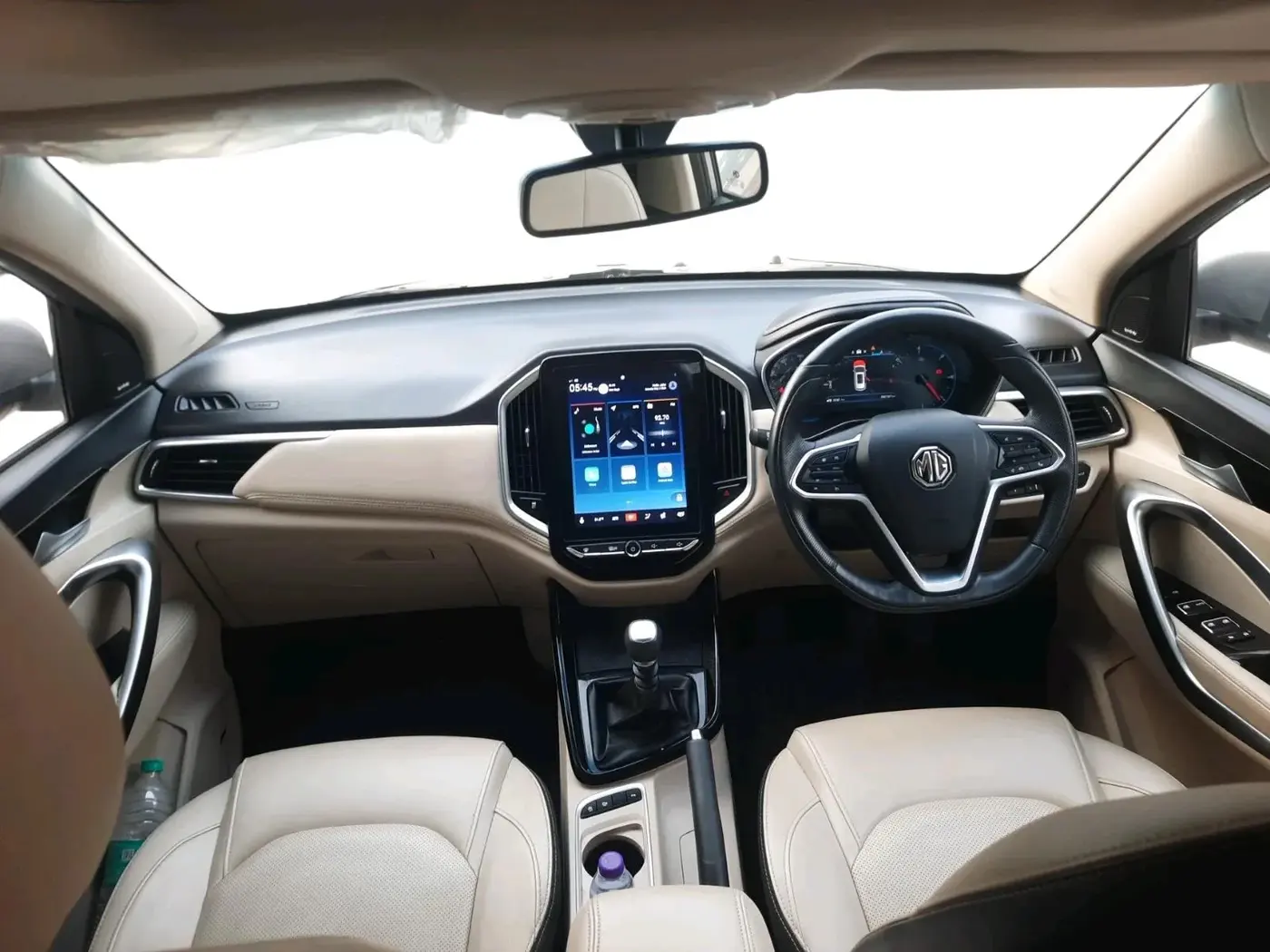2021 MG HECTOR SHARP HYBRID 1.5 PETROL, Petrol, Manual, 28,750 km, interior