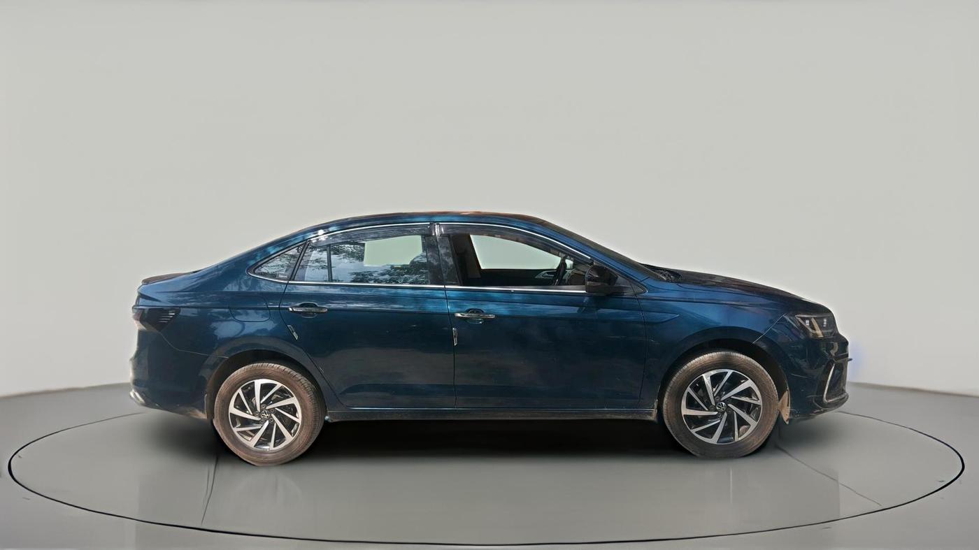 2024 Volkswagen VIRTUS TOPLINE TSI 1.0 MT, Petrol, Manual, 53,624 km, exterior