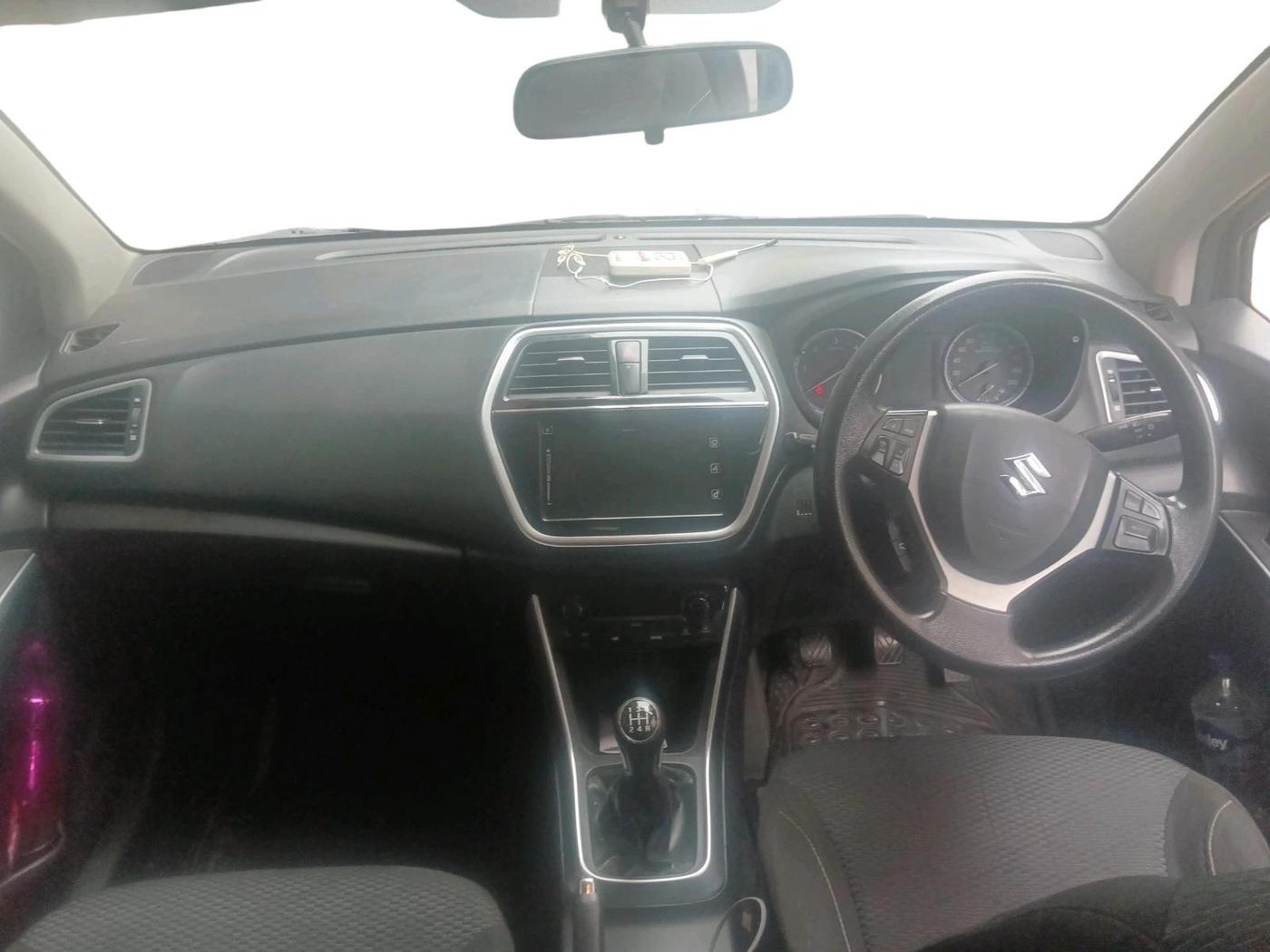 2018 Maruti S Cross ZETA 1.3, Diesel, Manual, 85,441 km, interior