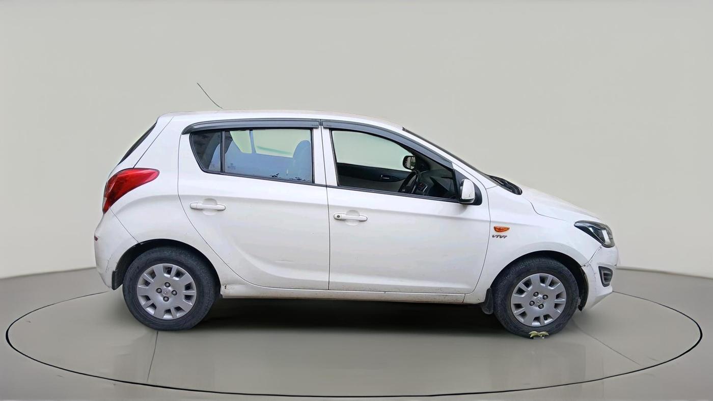 2012 Hyundai i20 MAGNA 1.2, Petrol, Manual, 63,395 km, exterior