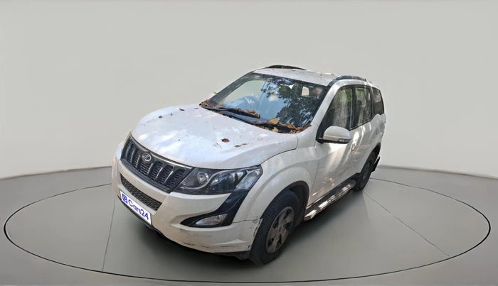 2016 Mahindra XUV500 W6 AT 1.99, Diesel, Automatic, 85,222 km, exterior