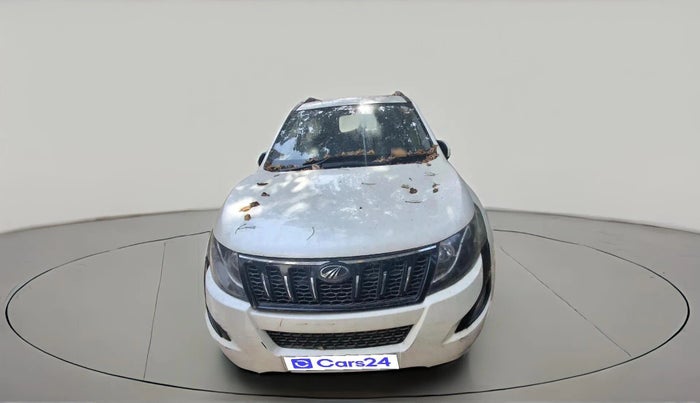 2016 Mahindra XUV500 W6 AT 1.99, Diesel, Automatic, 85,222 km, exterior