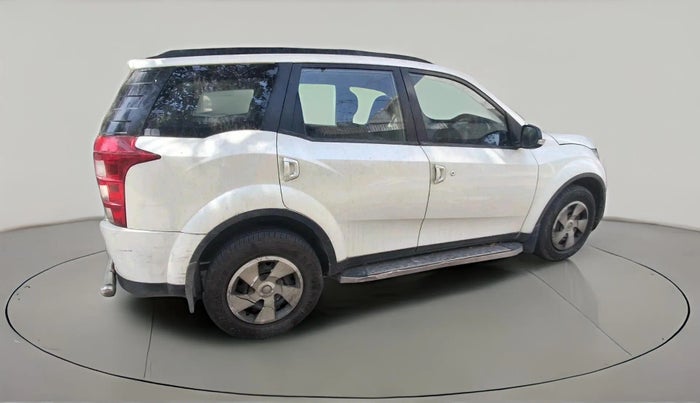 2016 Mahindra XUV500 W6 AT 1.99, Diesel, Automatic, 85,222 km, exterior