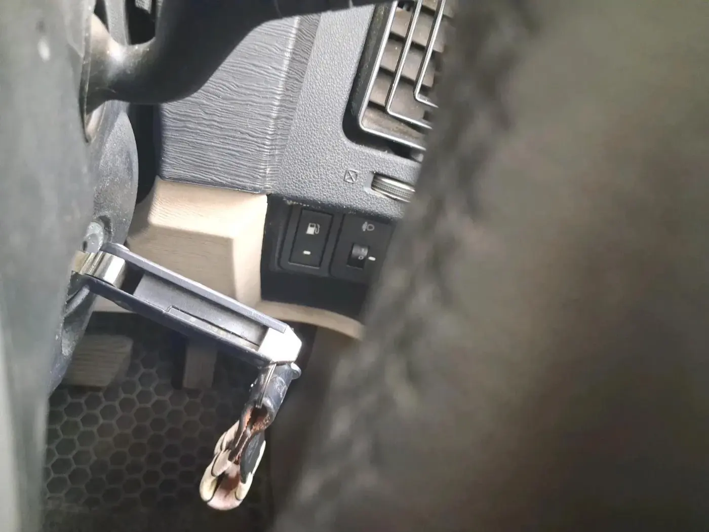 2016 Mahindra XUV500 W6 AT 1.99, Diesel, Automatic, 85,222 km, interior