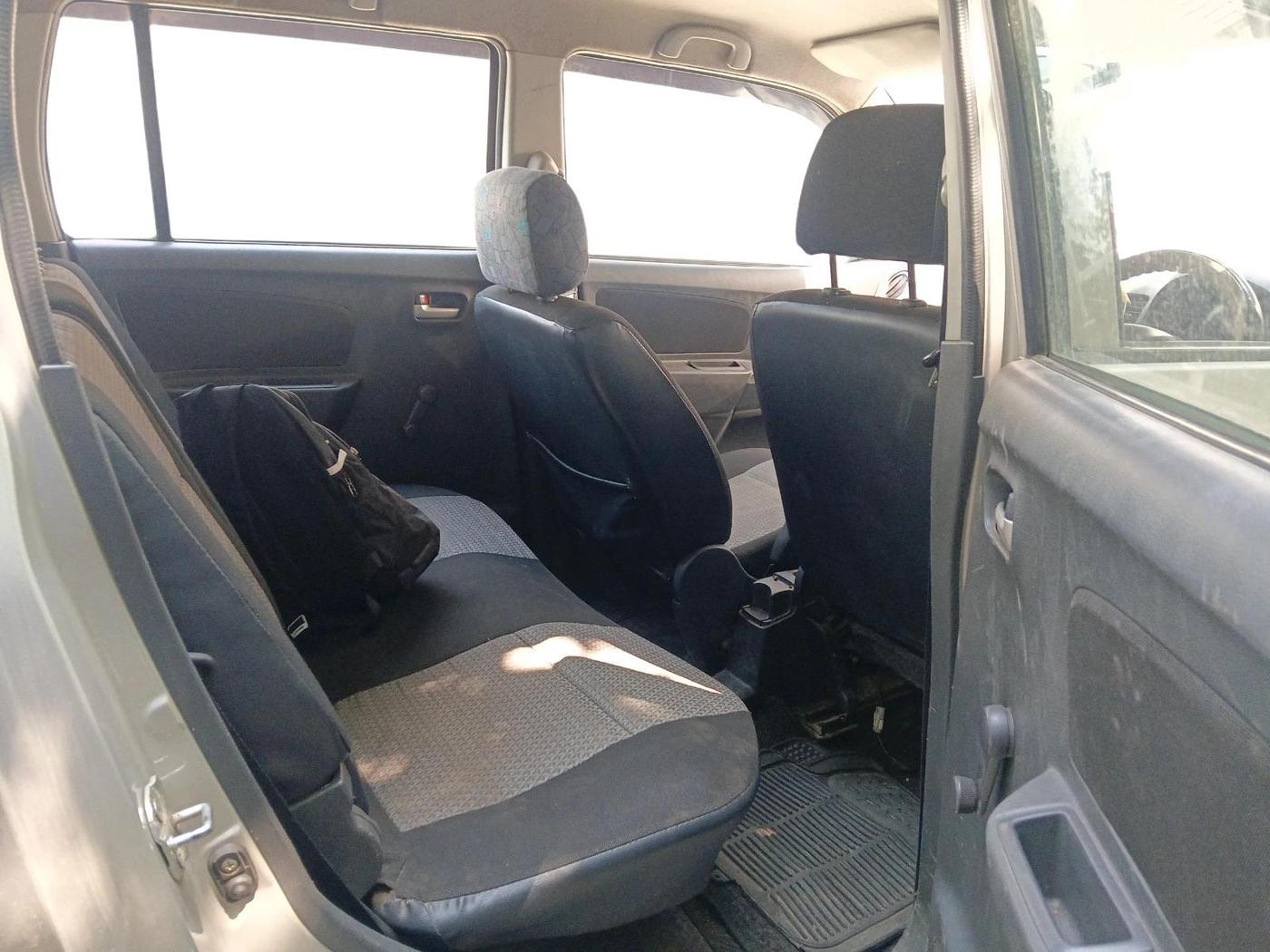 2012 Maruti Wagon R 1.0 LXI, CNG, Manual, 79,019 km, interior