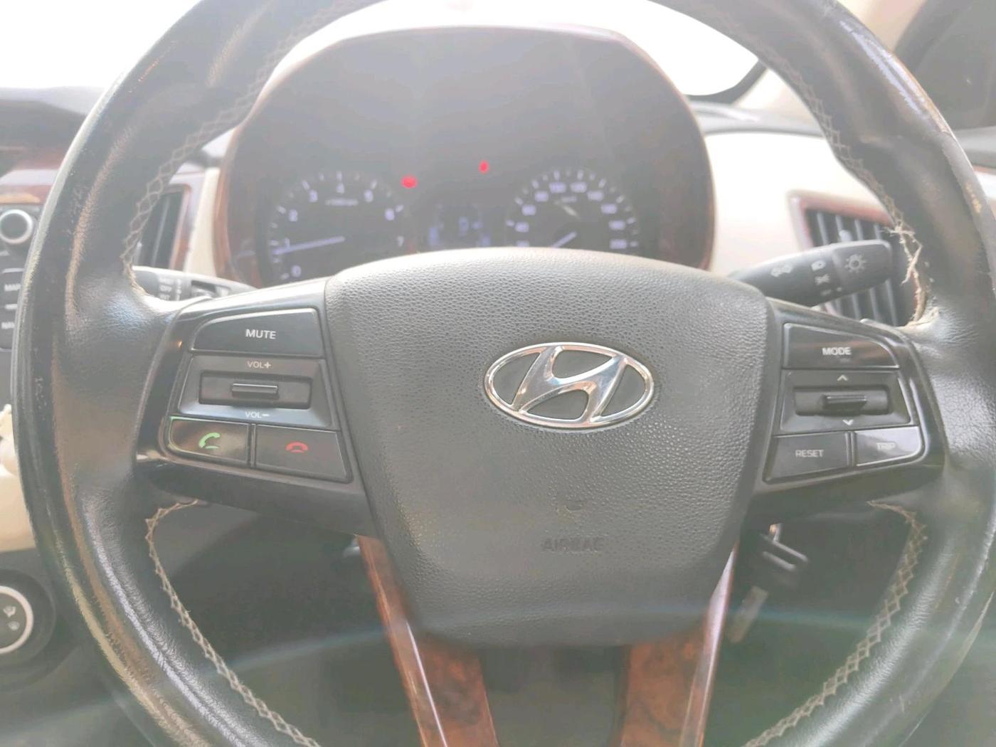 2016 Hyundai Creta E PLUS 1.6 PETROL, Petrol, Manual, 57,981 km, interior