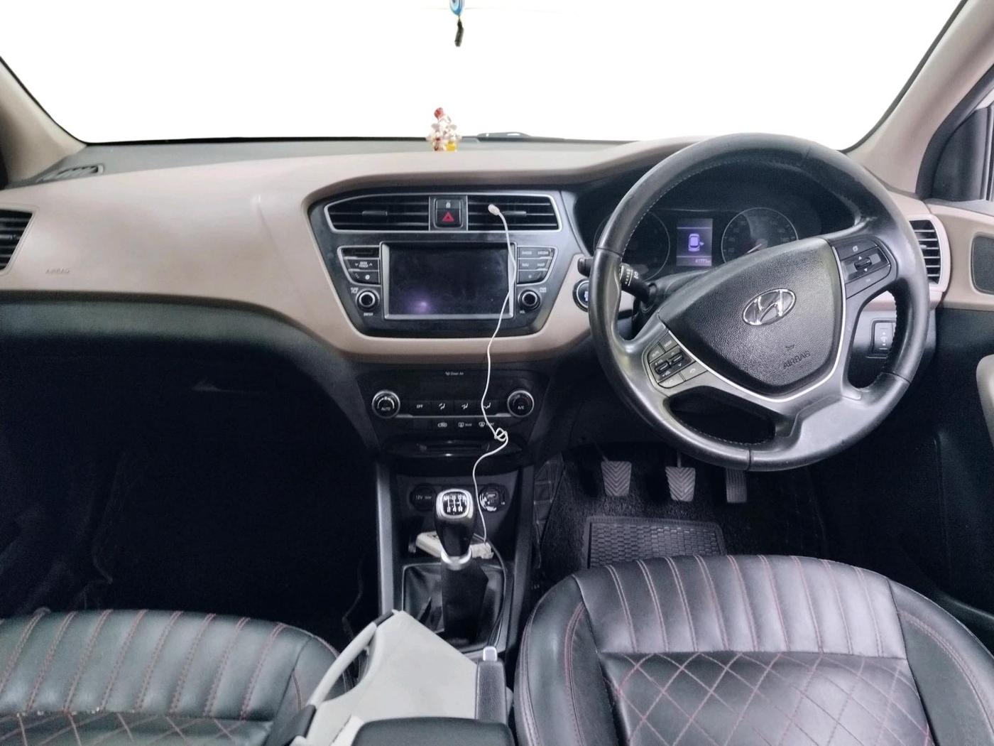 2018 Hyundai Elite i20 ASTA 1.2 (O), Petrol, Manual, 81,771 km, interior