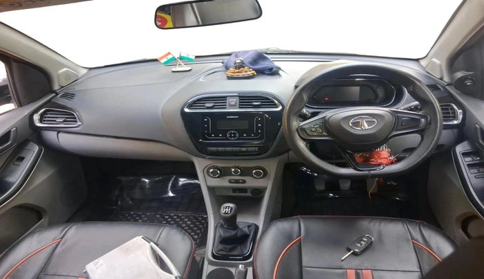2022 Tata Tiago XT CNG, CNG, Manual, 66,160 km, interior