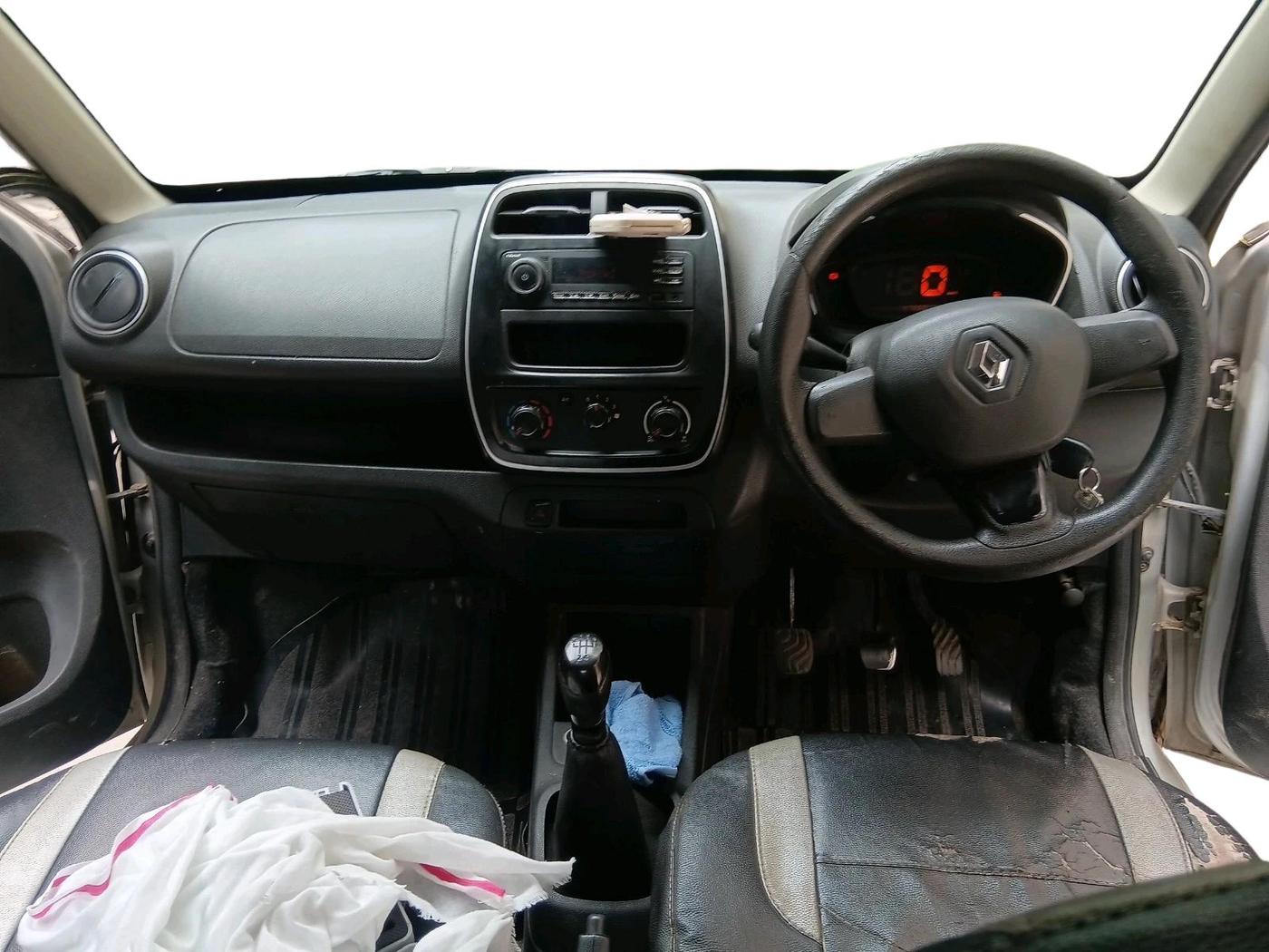 2017 Renault Kwid RXL 1.0, Petrol, Manual, 47,880 km, interior