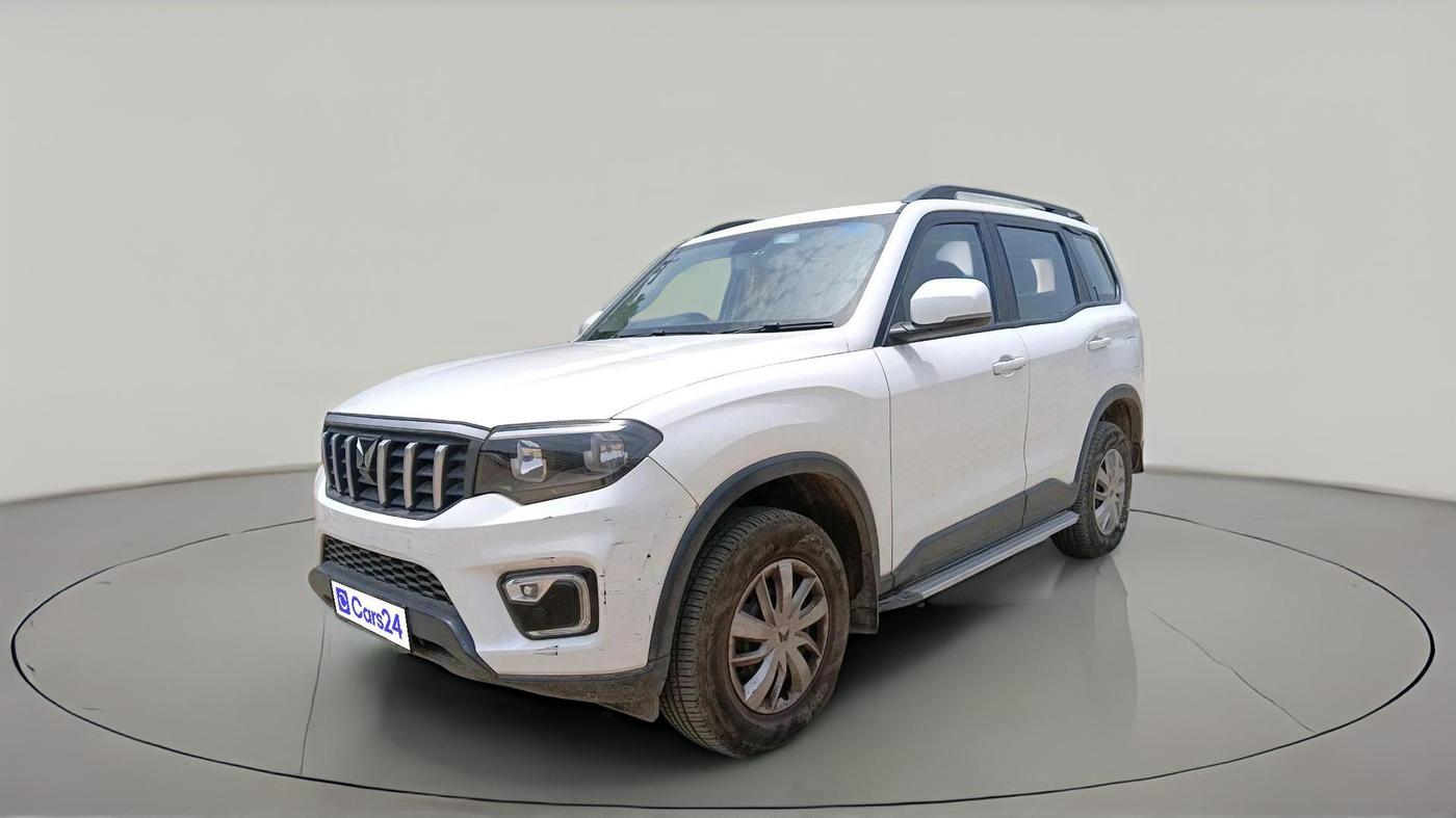 2023 Mahindra SCORPIO-N Z4 PETROL MT 7 STR, Petrol, Manual, 17,447 km, exterior
