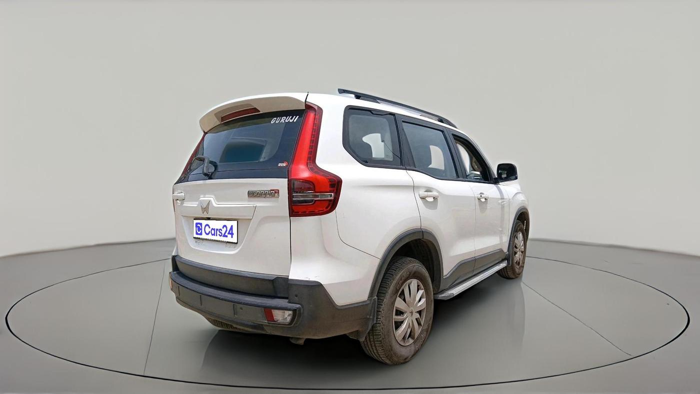 2023 Mahindra SCORPIO-N Z4 PETROL MT 7 STR, Petrol, Manual, 17,447 km, exterior