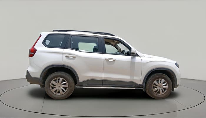 2023 Mahindra SCORPIO-N Z4 PETROL MT 7 STR, Petrol, Manual, 17,447 km, exterior