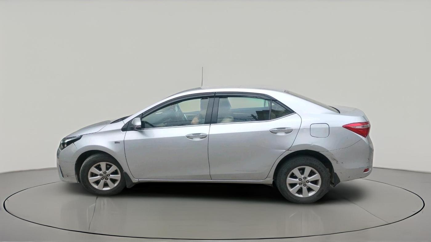 2015 Toyota Corolla Altis G CVT PETROL, Petrol, Automatic, 1,21,233 km, exterior