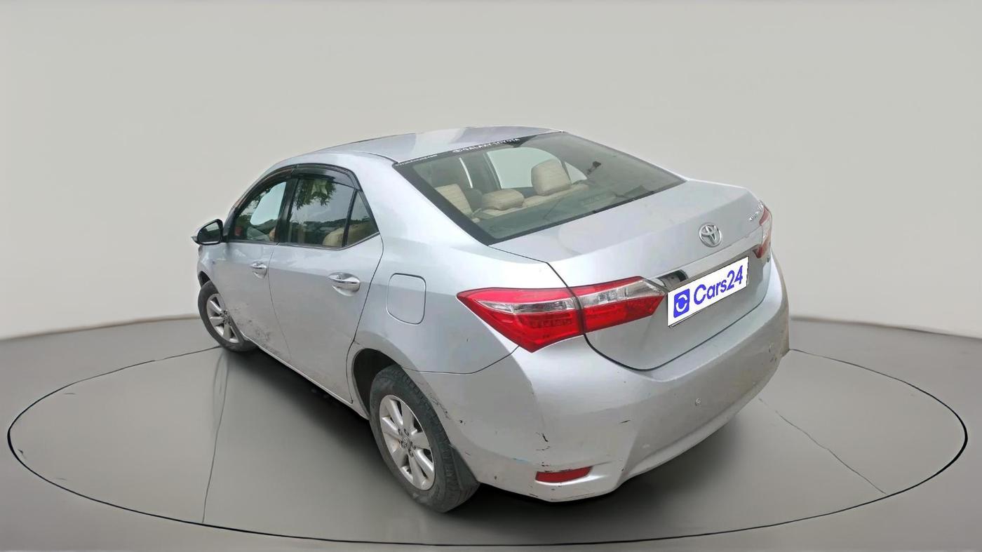 2015 Toyota Corolla Altis G CVT PETROL, Petrol, Automatic, 1,21,233 km, exterior